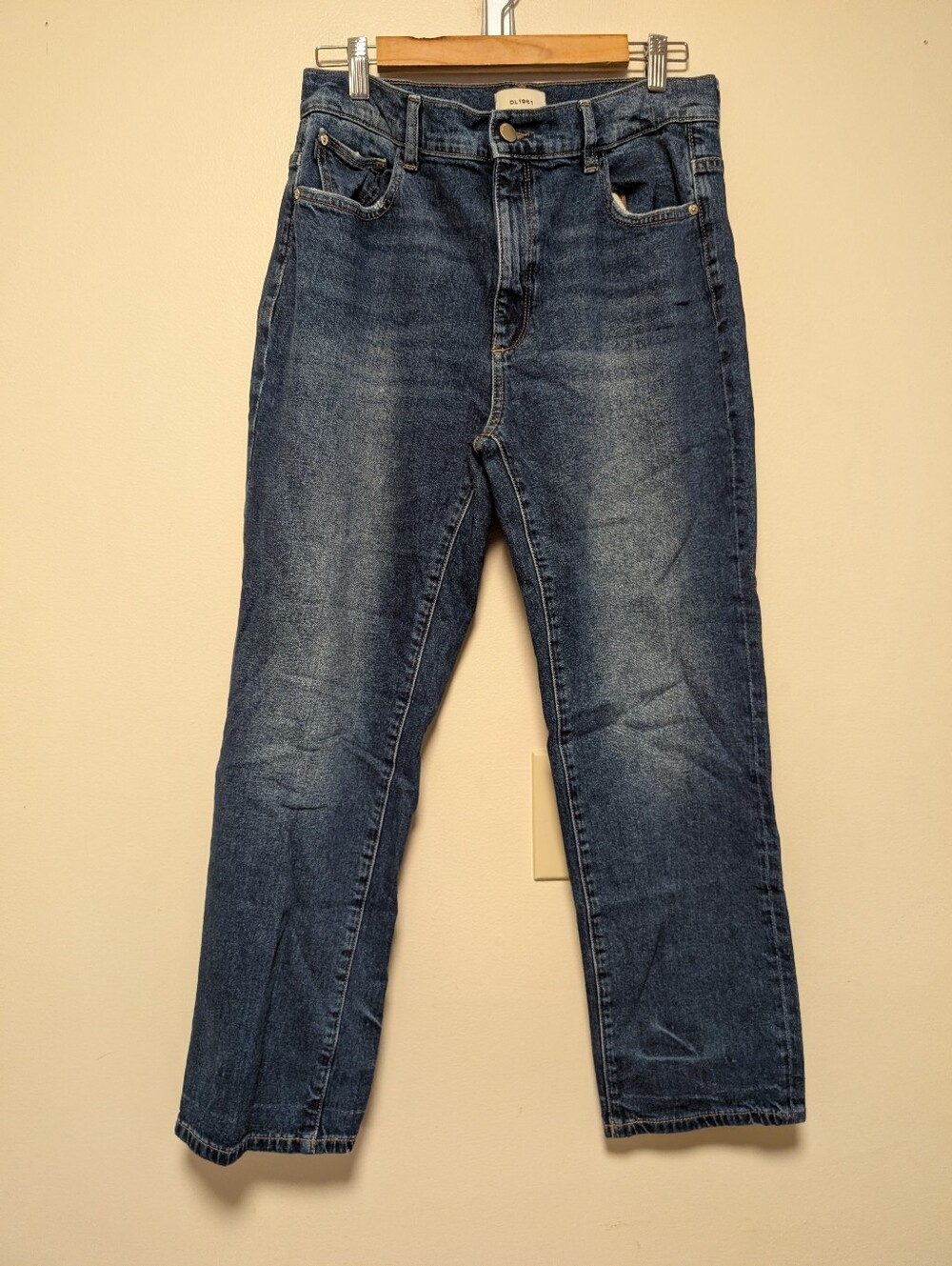DL1961 Patti Straight Jeans Women’s 30 / 27 Medium Wash High Rise